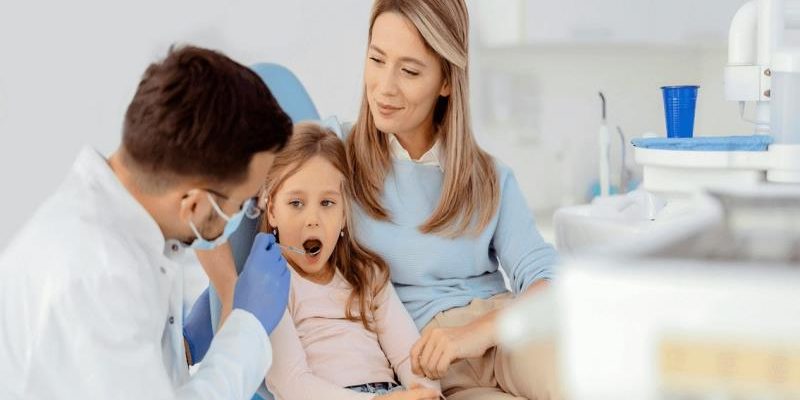 3 Ways Family Dentists Provide Comfort For Nervous Children