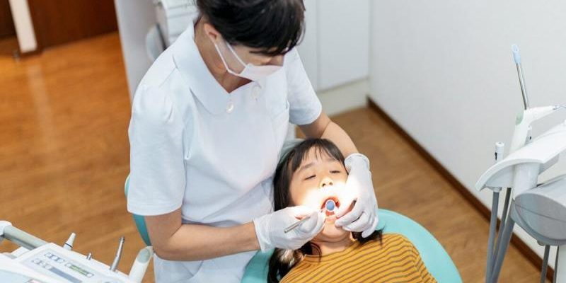 Dentist